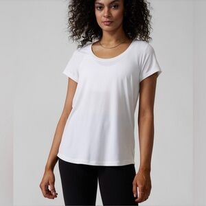 Athleta Stratus II Medium Classic White Women's Tee